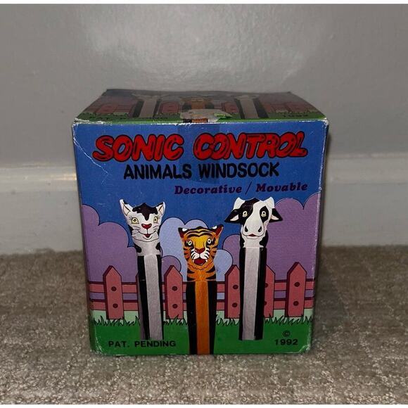 1992 Sonic Control Animal Windsock WindFlag‎ Dog NIB Flag - Picture 1 of 5